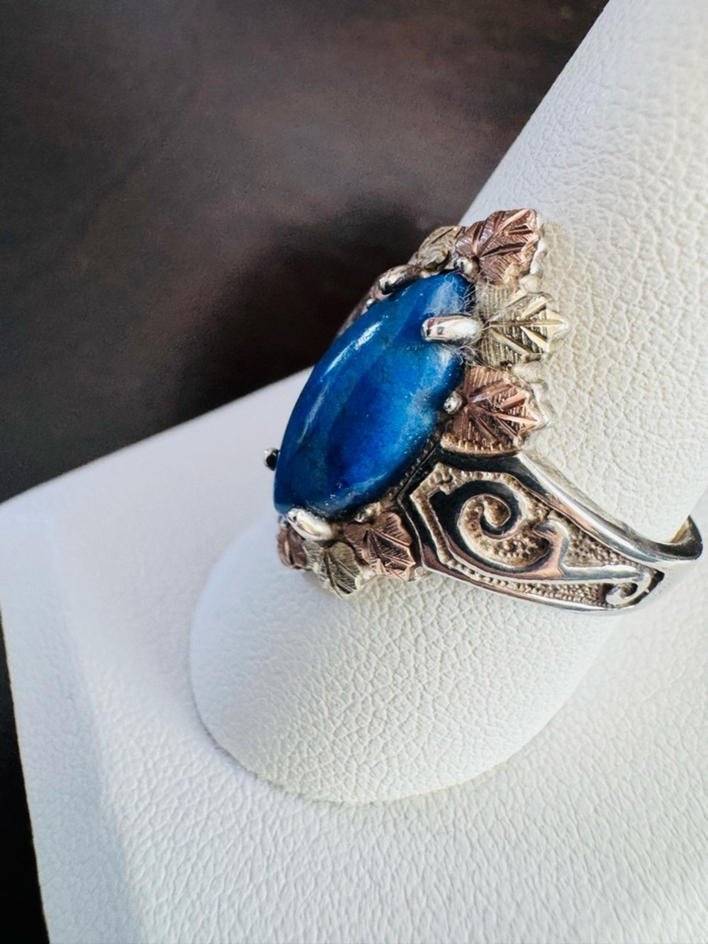 VTG Sterling Silver and 12K Rose Gold Lapis Ring Black Hills Gold Leaf Accents - Picture 3 of 6